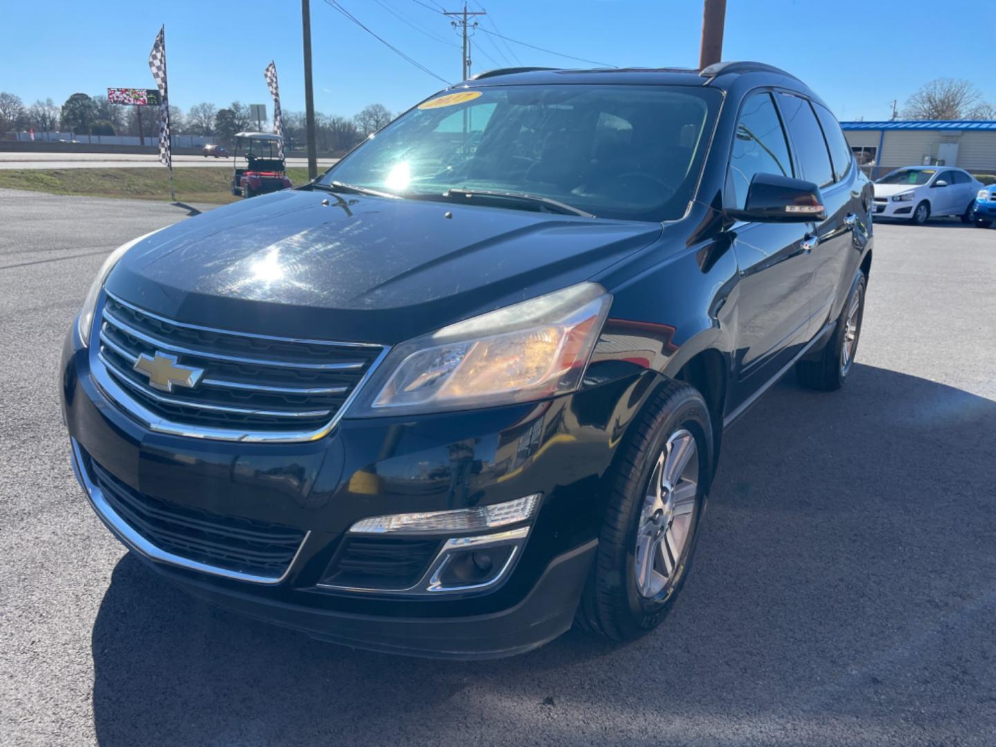 2017 Black Chevrolet Traverse (1GNKRGKD0HJ) with an V6, 3.6 Liter engine, Automatic, 6-Spd transmission, located at 8008 Warden Rd, Sherwood, AR, 72120, (501) 801-6100, 34.830078, -92.186684 - Photo#3